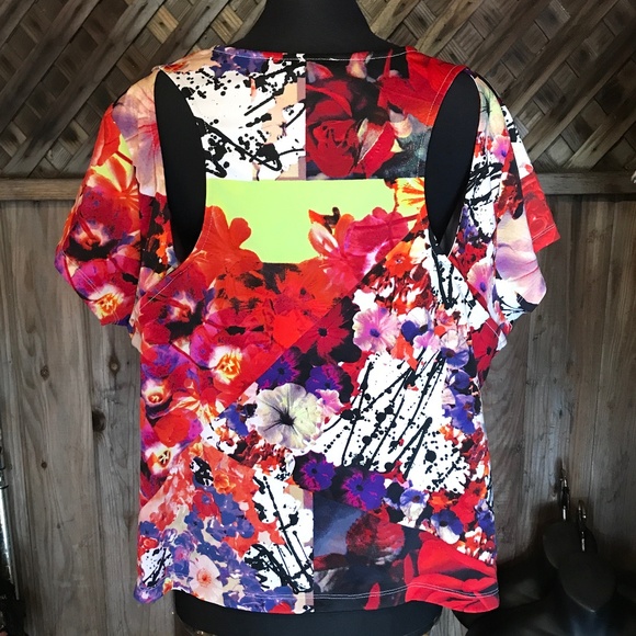 🦋 Floral Multicolored Top - Picture 4 of 10